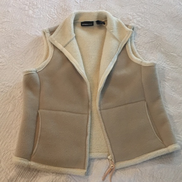Express fleece vest with pockets - Picture 1 of 3